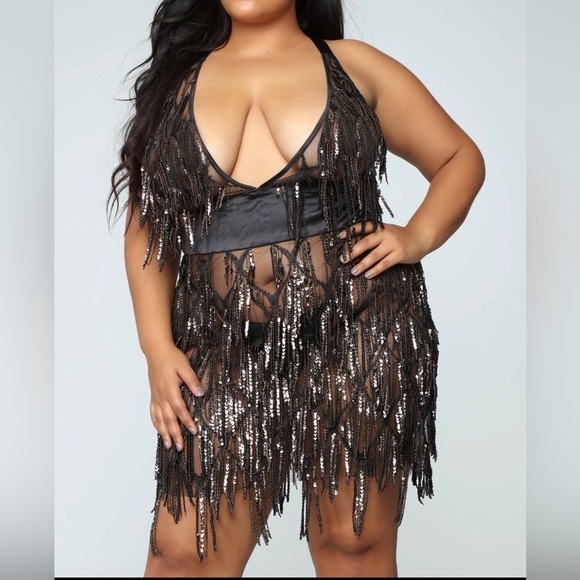 Fashion nova. Black sequin, sheer. VIP Status Dress. Size 3x. Warn once. - Picture 2 of 7